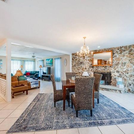 Large Pool Home And Blocks Away From The Beach Daytona Beach Kültér fotó