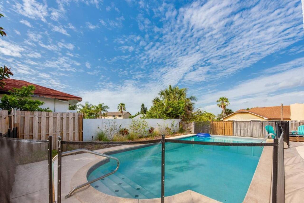 Large Pool Home And Blocks Away From The Beach Daytona Beach Kültér fotó